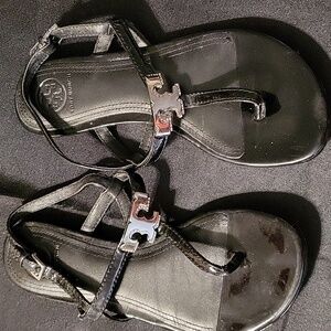 Tory Burch flat Sandals Size 5.5